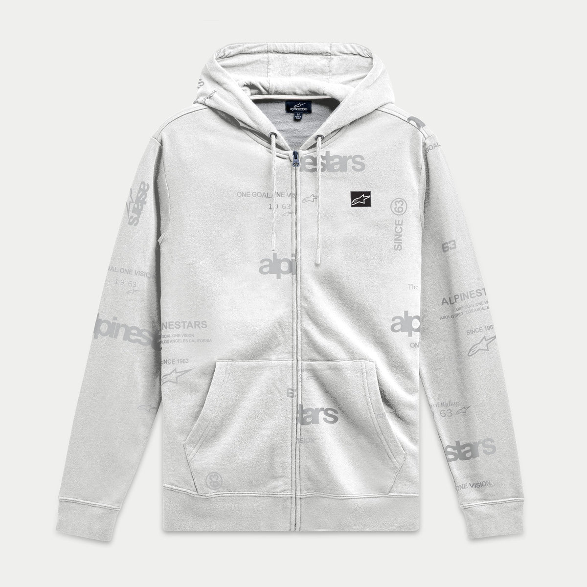 Alpinestars Plenitude Hoodie, huvtröja i fleece med dragkedja fram, Off White med heltäckande grått logotryck, svart Ageless-logopatch på bröstet, kängurufickor, huva med dragsko, avslappnad motorsport-inspirerad streetwear
