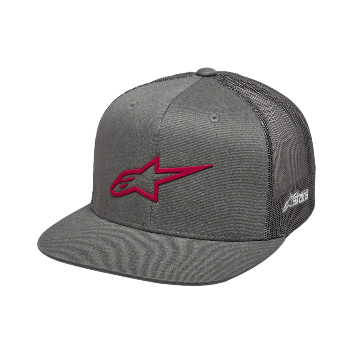 Alpinestars 3D Ageless Trucker Hat, grå och röd, platt skärm med strukturerad krona, twill framtill och mesh baktill, med en framträdande röd 3D-broderad logotyp framtill och vit logotyp på sidan, avslappnad motorsport-huvudbonad
