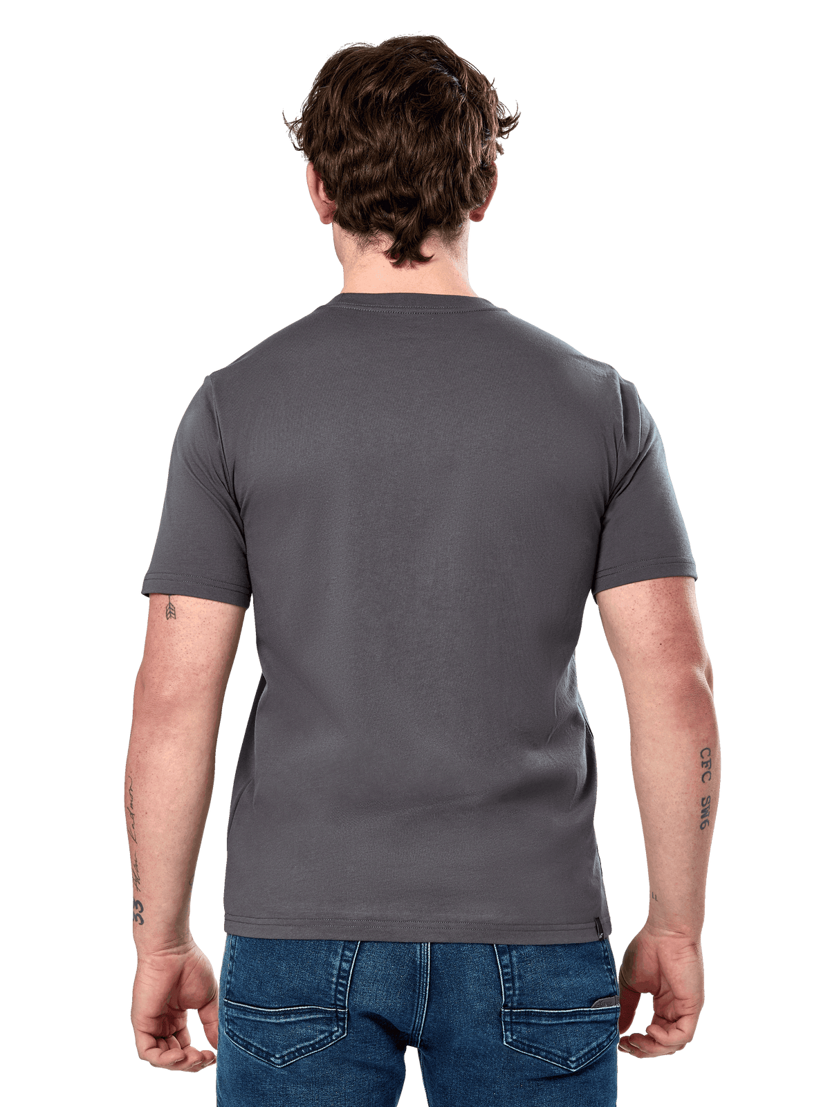 Alpinestars Cereal CSF T-shirt, kortärmad t-shirt, Charcoal, baksida, bärs av modell med blå jeans, avslappnat motorsport-inspirerat streetwear