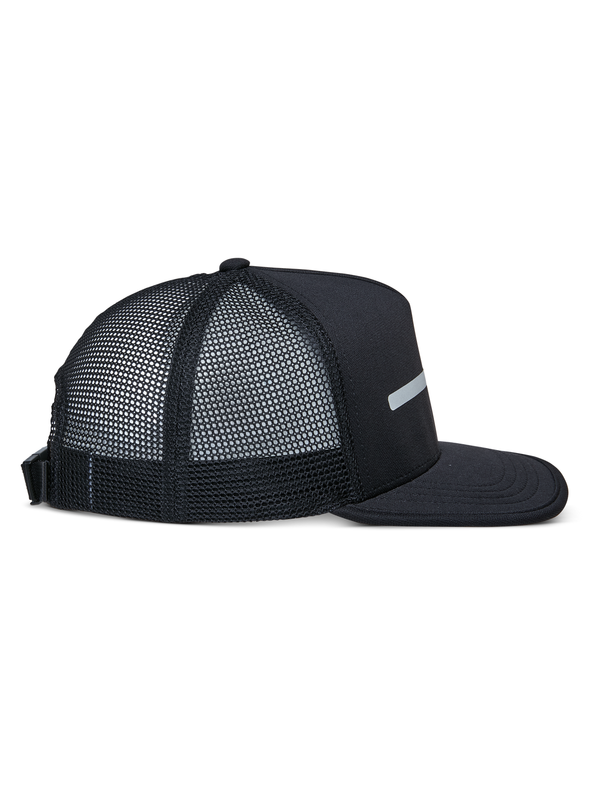 Alpinestars Alter Trucker keps, svart, sidovy, strukturerad krona och platt skärm, baksida i återvunnet polyesternät, justerbart spänne baktill, vardaglig sportstil