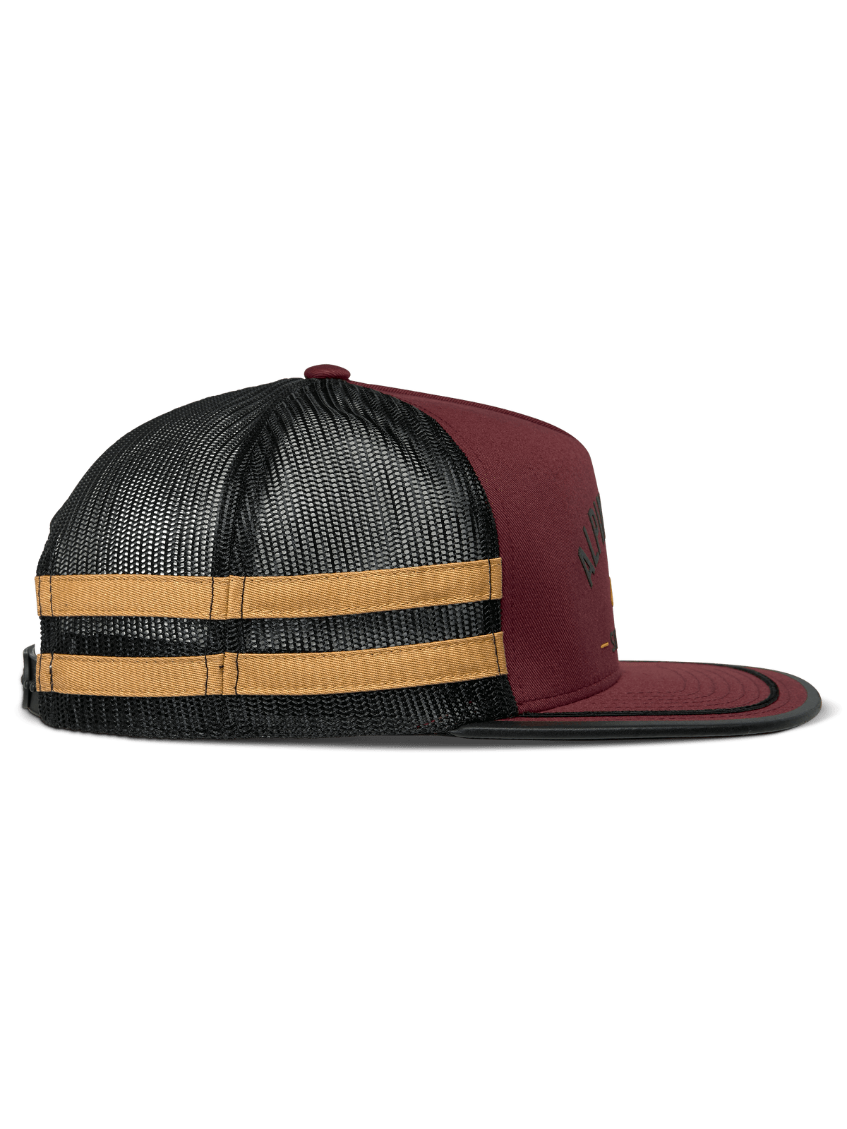 Alpinestars Backline Trucker-keps, Brick Black och Mustard, sidoprofil, mörkröd twill framtill med svart mesh baktill och gula ränder på sidorna, platt skärm med svart soutache-kantband, vardaglig motorsportinspirerad huvudbonad