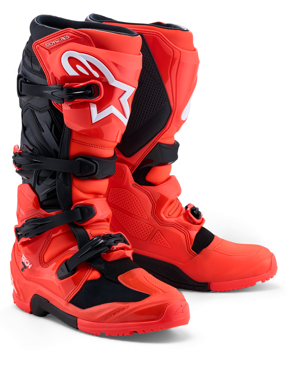 Alpinestars Tech 7 Enduro stövlar, röda och svarta motocrossstövlar med TPU-skydd och spännsystem för terrängkörning.