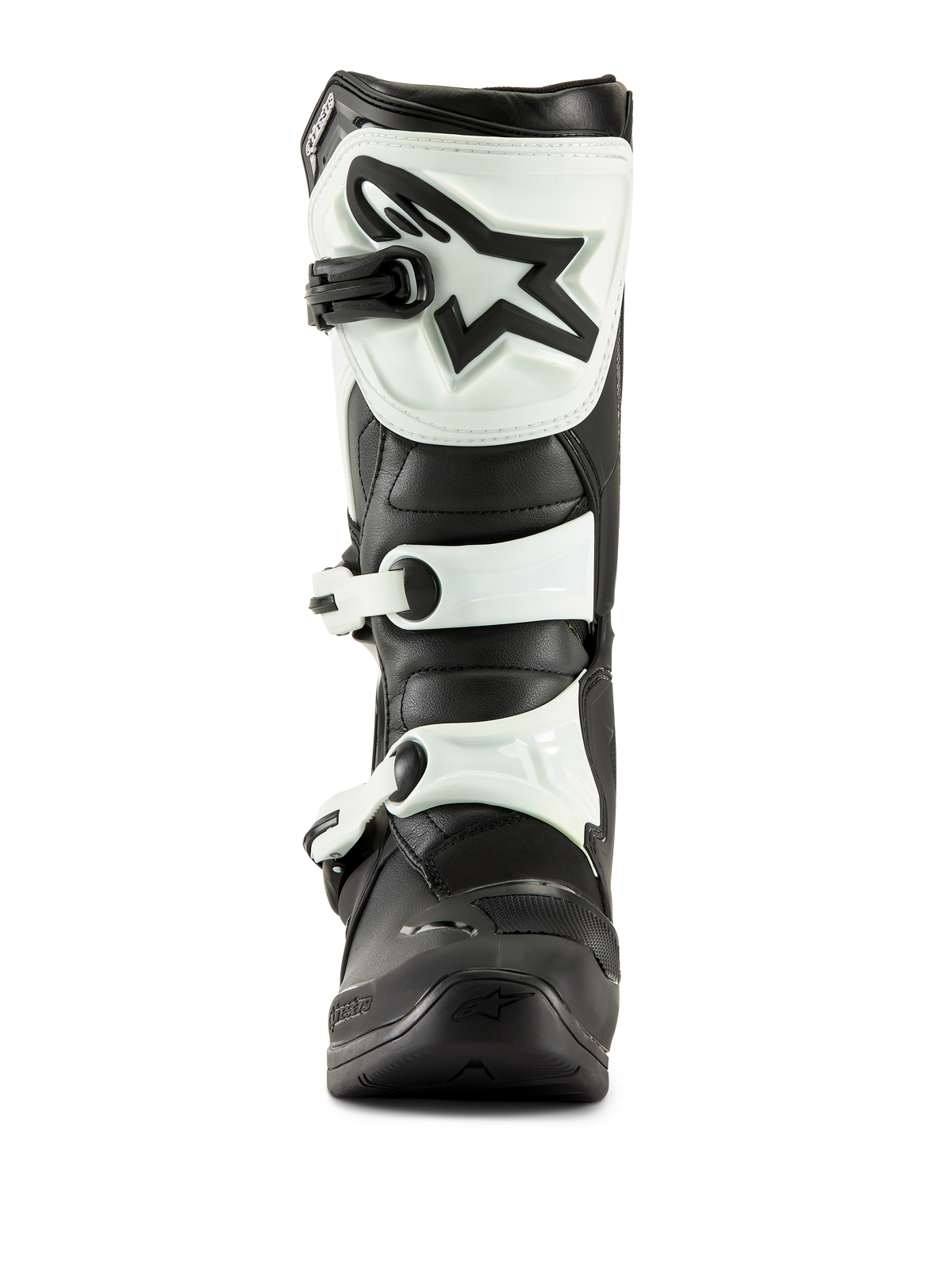 Alpinestars Tech 3-stövlar, motocross-stövlar, svarta och vita, vy framifrån som visar vit TPU-skenbensplatta med svart stjärnlogotyp och vita spännremmar, slitstarka stövlar för terrängkörning