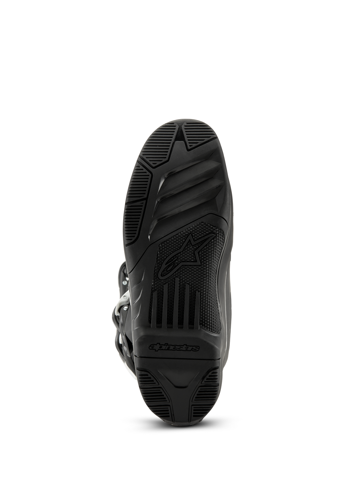 Alpinestars Tech 3-stövlar, motocross-stövlar, svarta, vy underifrån av den mönstrade gummiyttersulan med Alpinestars logotyp och ordmärke, greppvänlig mönsterdesign för offroad-prestanda