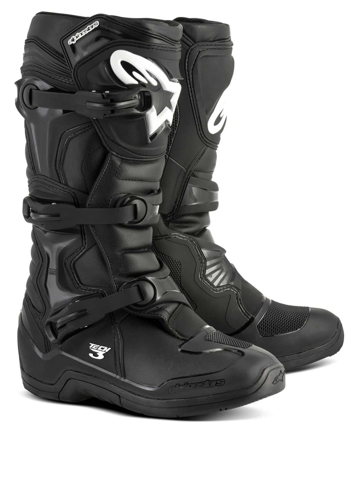 Alpinestars Tech 3 stövlar, svarta motocrossstövlar, prestandafotbeklädnad för terrängkörning, stängningssystem med tre spännen, TPU-förstärkt skenplatta med vit logotyp, hållbar sula med högt grepp, lätt mikrofiberkonstruktion
