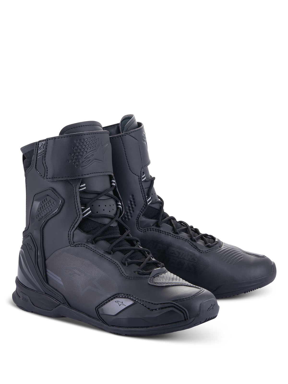 Alpinestars Superfaster Shoes, helsvarta höga motorcykelskor, med snabbsnörningssystem, förstärkt fotleds- och hälskydd, stilren mikrofiberkonstruktion för landsvägskörning