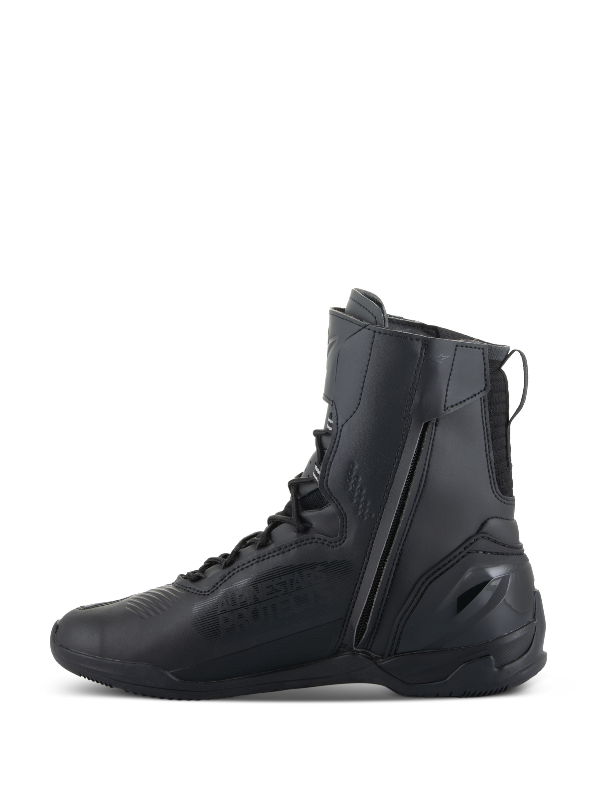 Alpinestars Superfaster Shoes, motorcykelskor, svarta, med en hög 25 cm profil, lång dragkedja på insidan och snabbsnörningssystem, stilren helsvart mikrofiberdesign med förstärkt häl.