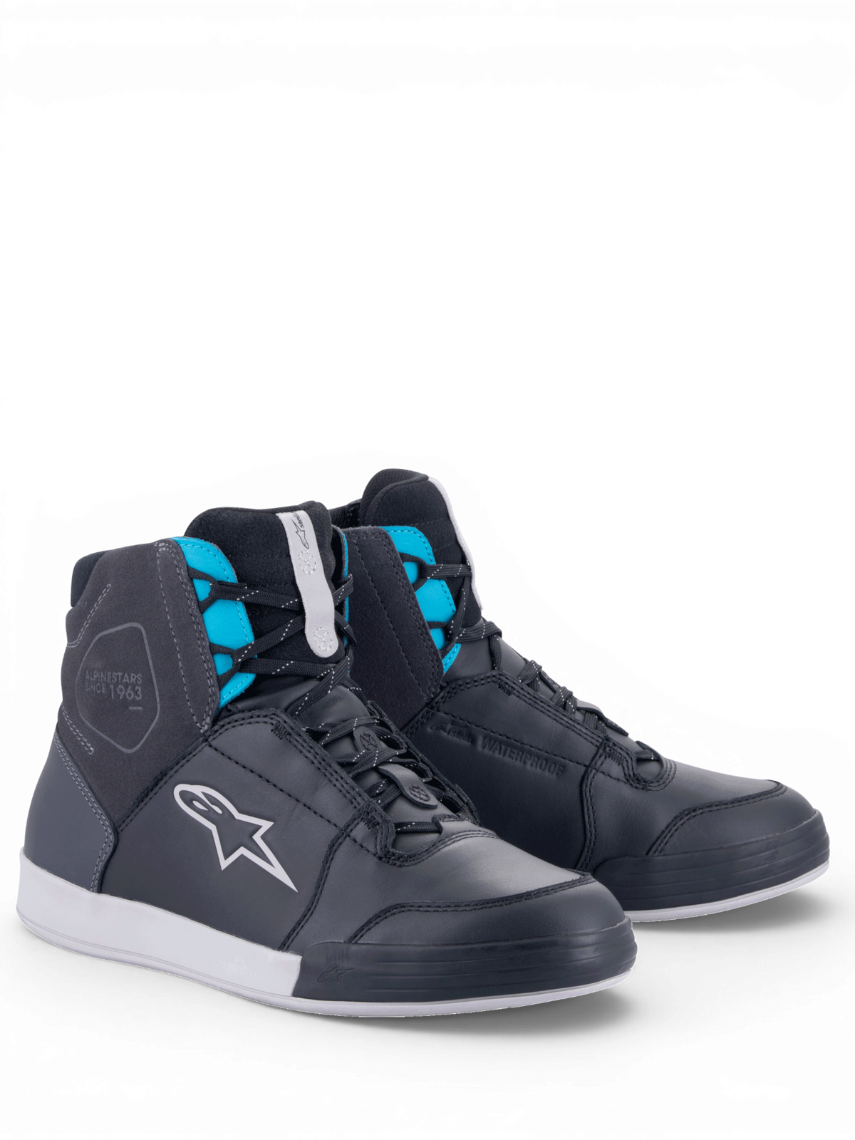 Alpinestars Chrome Drystar® skor, vattentäta dam-motorcykelstövlar, svarta och turkosa, läder och mocka för urban stil.