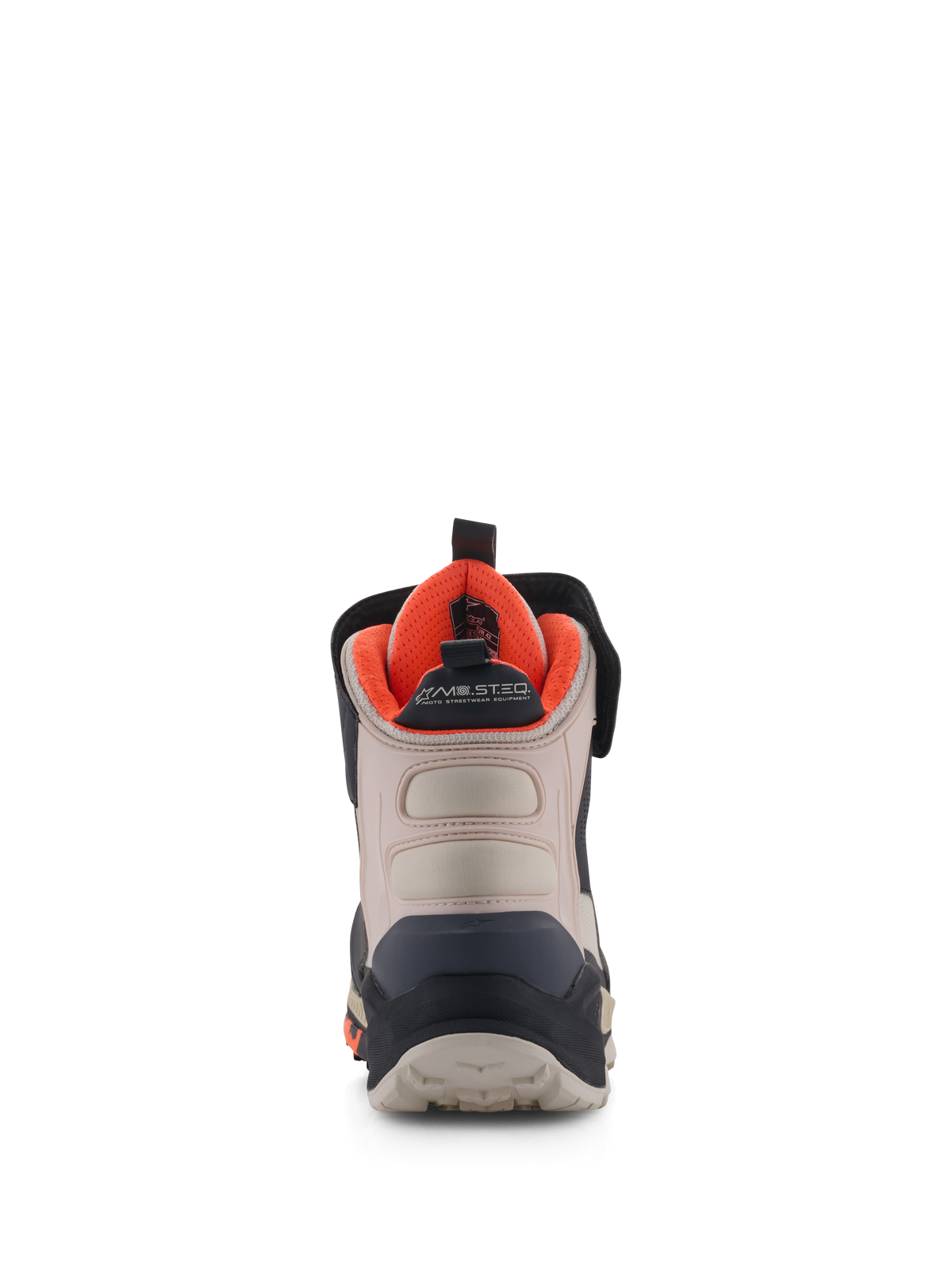 Alpinestars Speedstreet-skor, motorcykelskor, Black Almond och Hot Orange, vy bakifrån som visar förstärkt hälkappa, mandelfärgade mikrofiberpaneler, klart orange innerfoder och MO.ST.EQ.-logotyp
