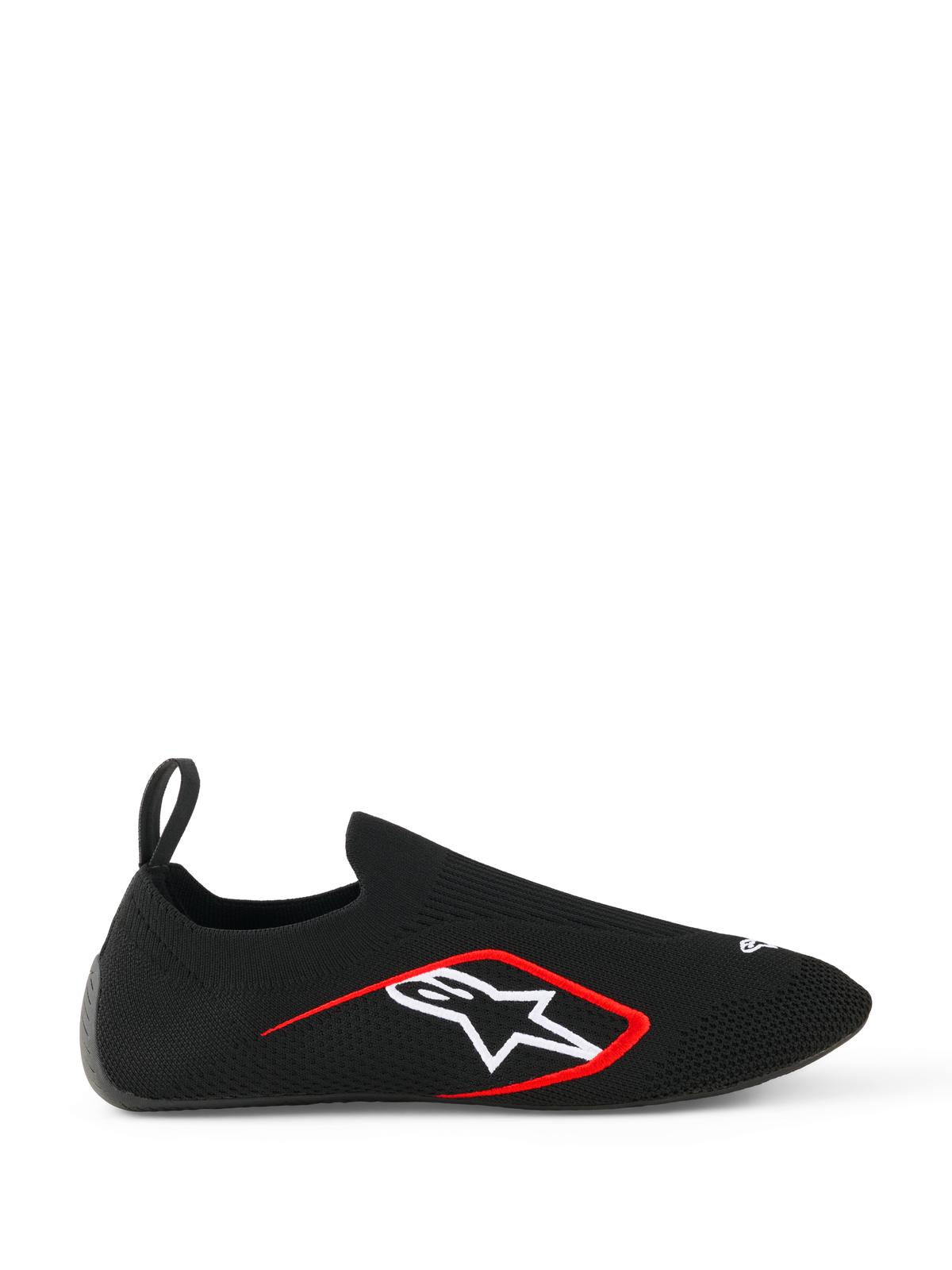 Alpinestars Tech Gaming Shoes, sim-racingskor, svarta, sidoprofil som visar sömlös stickad stretchovandel, vit Alpinestars-stjärnlogotyp med röd kant, dragflik baktill, strumpliknande passform för virtuell racing