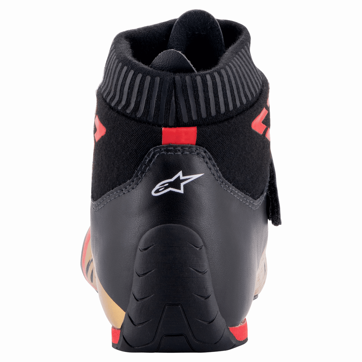 Alpinestars Supermono V2-skor FIA, vy bakifrån av racingskons häl, svart med vit stjärnlogotyp och röda detaljer, med en ribbad flamsäker krage och strömlinjeformad läderkonstruktion