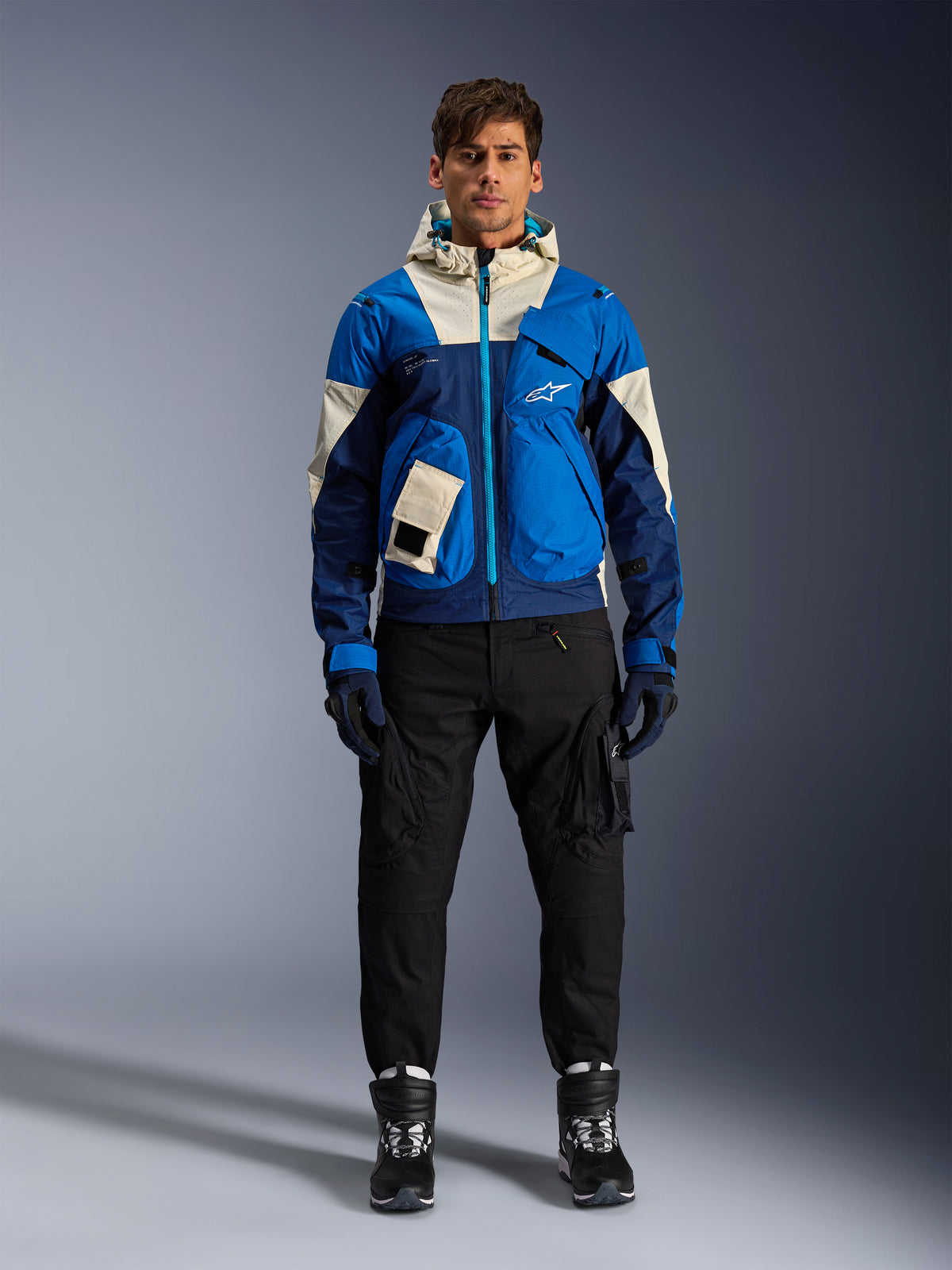 Alpinestars Mogress Air jacka, urban motorcykeljacka för herr, blå och vit, textil, CE-certifierad, färgblockerad med huva.