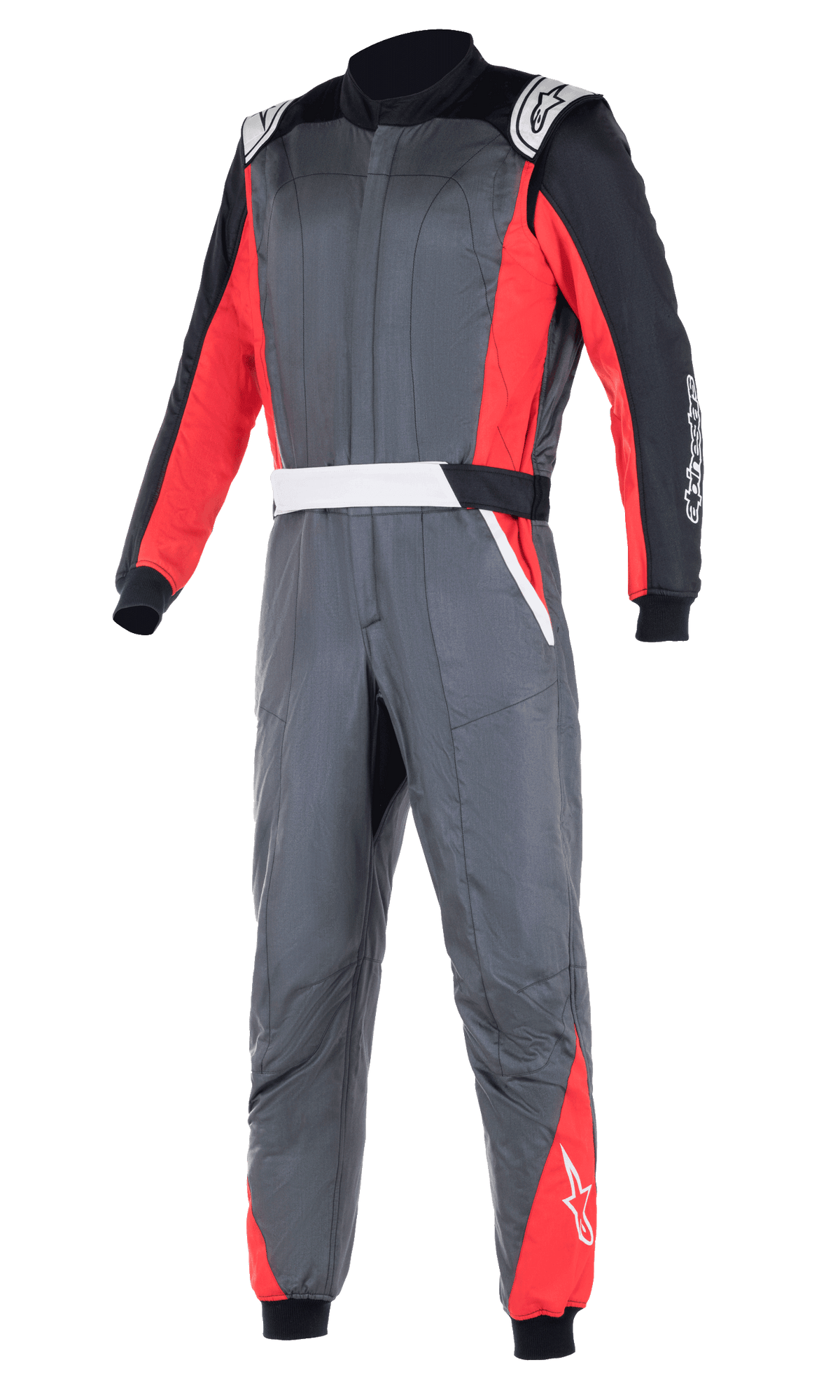 Alpinestars Atom FIA Suit, professionell racingoverall för bilsport, antracitgrå med röda och svarta paneler, vita axelklaffar och logotyper, tvålagerskonstruktion för värme- och flamskydd
