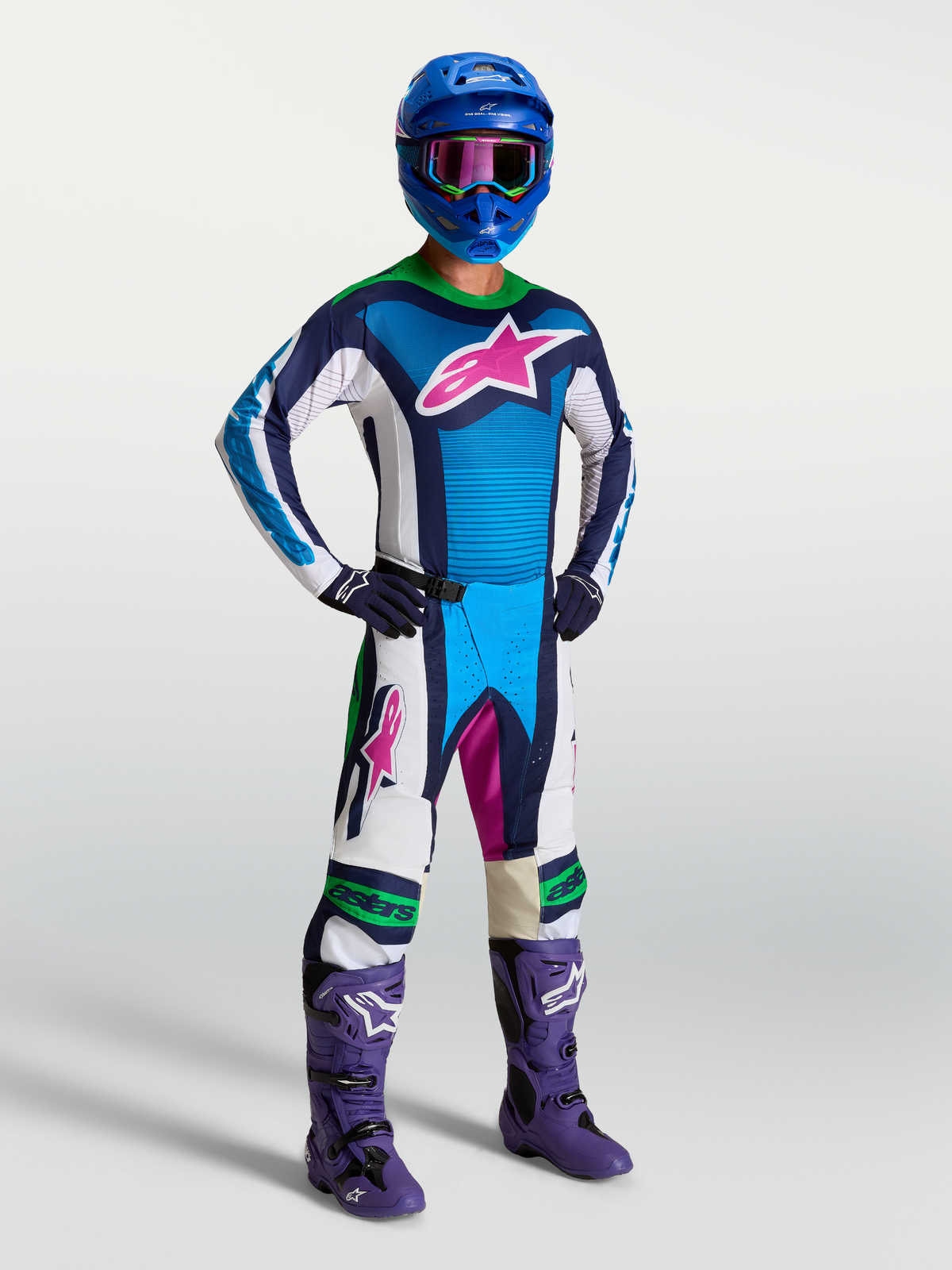 Alpinestars Techstar Maven byxor och Techstar Maven gear set, motocrossutrustning för herrar, blå och vit med rosa och neongröna detaljer, lila motorcykelstövlar, för terrängkörning