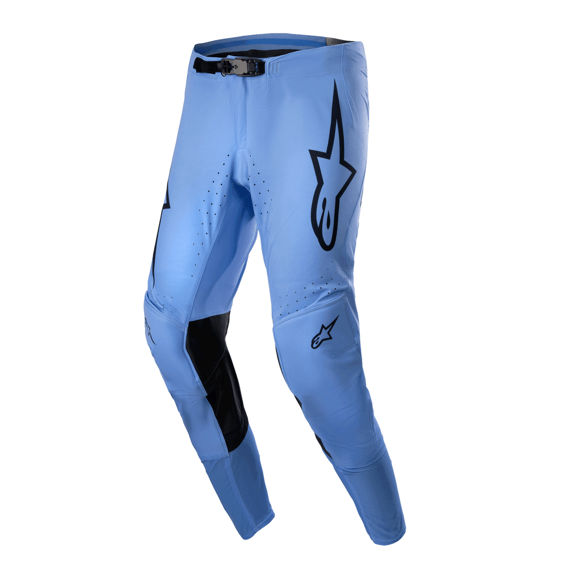 Alpinestars 2024 Supertech Dade byxor, motocrossbyxor, ljusblå med svarta stjärnlogotyper på låren, svarta inre knäförstärkningar, perforerade ventilationshål, atletisk tävlingspassform för terrängkörning