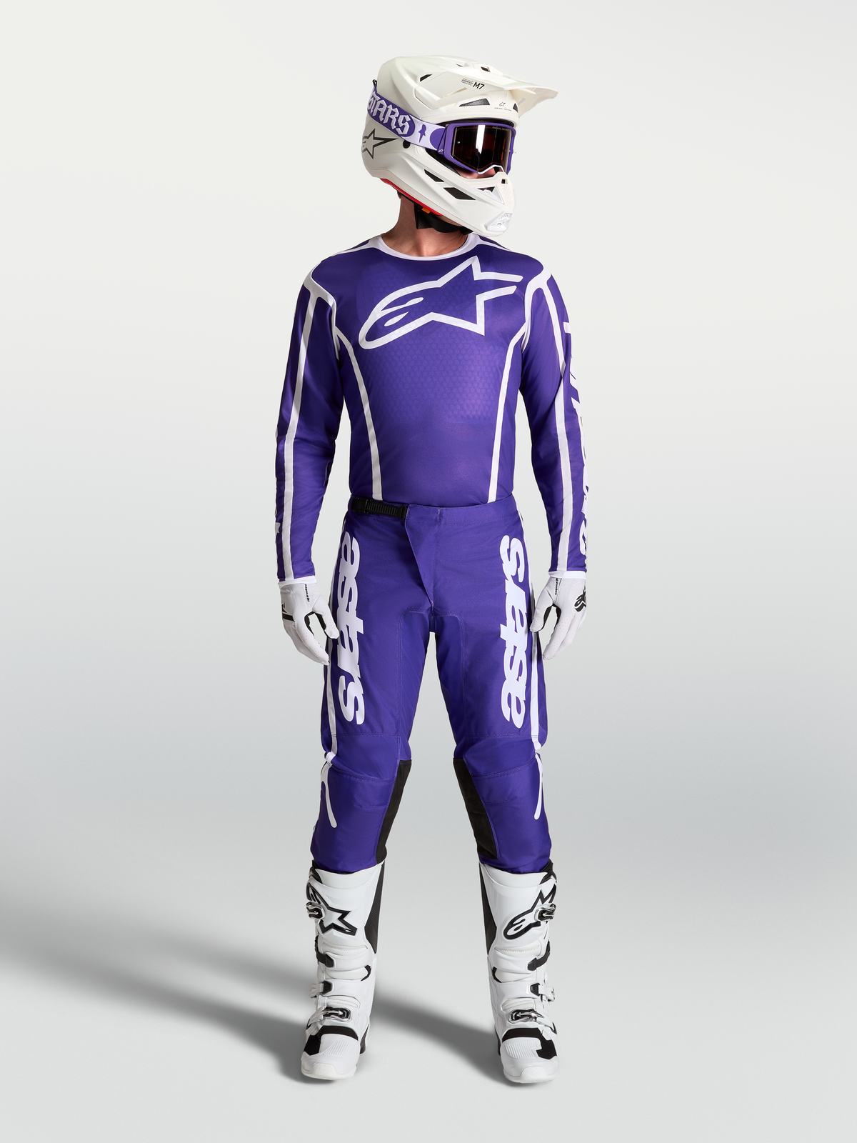 Alpinestars Fluid Apex V2 tröja och Gear Set, blå och vit motocrossutrustning med hjälm och stövlar för terrängkörning