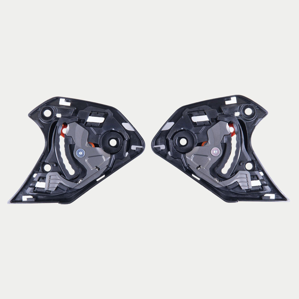 Alpinestars Supertech R10 visirmekanism, hjälmtillbehör, svart, ett par ersättningsvisirmekanismer för S-R10-hjälmar, intrikata svarta plastkomponenter med synliga mekaniska delar i metall och orange, nödvändig hårdvara för visirets funktion