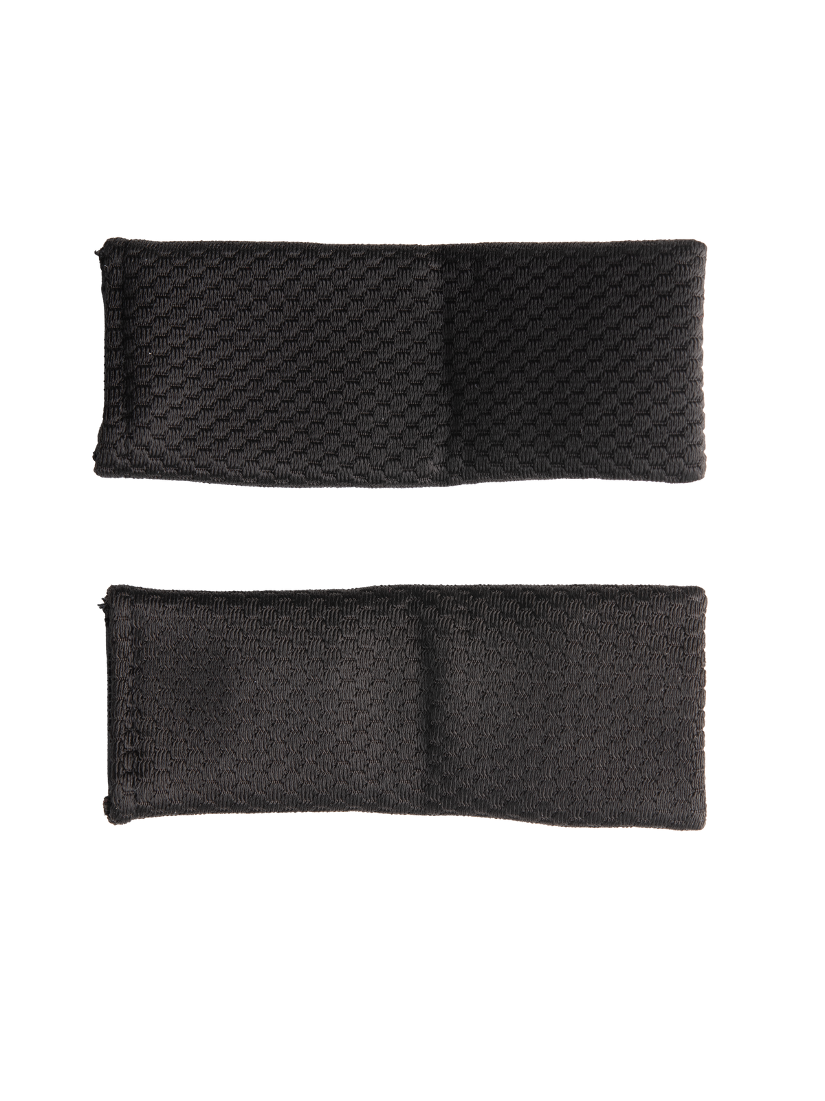 Alpinestars S-M7 set med hakremsskydd, svarta, reservskydd för hakremmar till motocrosshjälmar, texturerat syntetiskt material, mjukt tyg för ökad komfort, visas som ett par rektangulära svarta kuddar