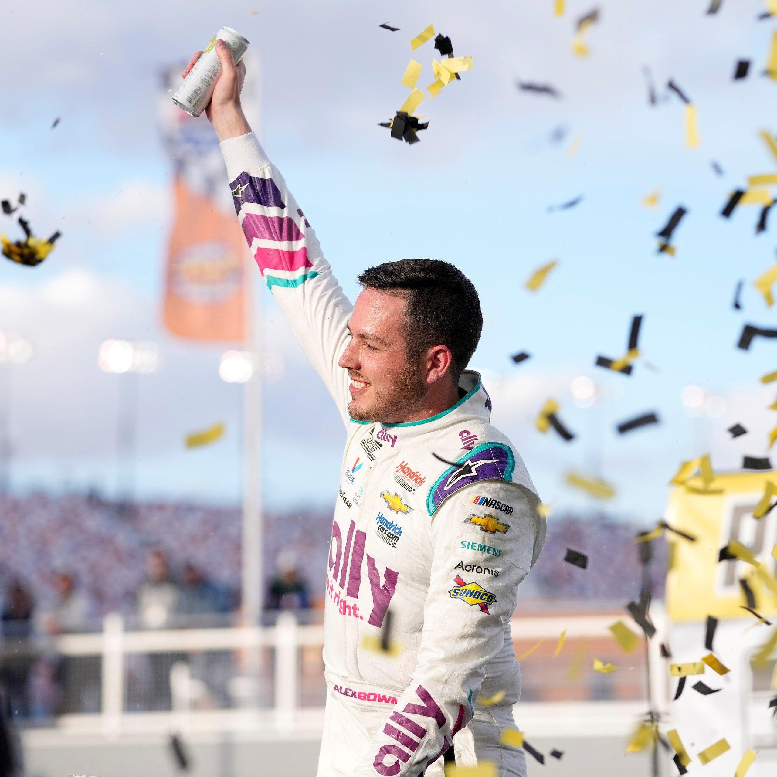 ALEX BOWMAN SNATCHES PENNZOIL 400 NASCAR CUP SERIES VICTORY IN LAS VEGAS