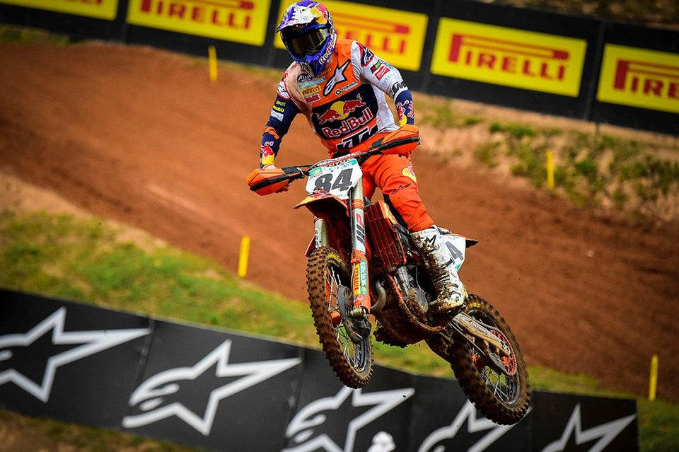 ALPINESTARS 1-2 AS HIGH-FLYING JEFFREY HERLINGS POWERS TO MXGP VICTORY WITH STRONG PERFORMANCE AT MAGGIORA, ITALY; GLENN COLDENHOFF SECOND