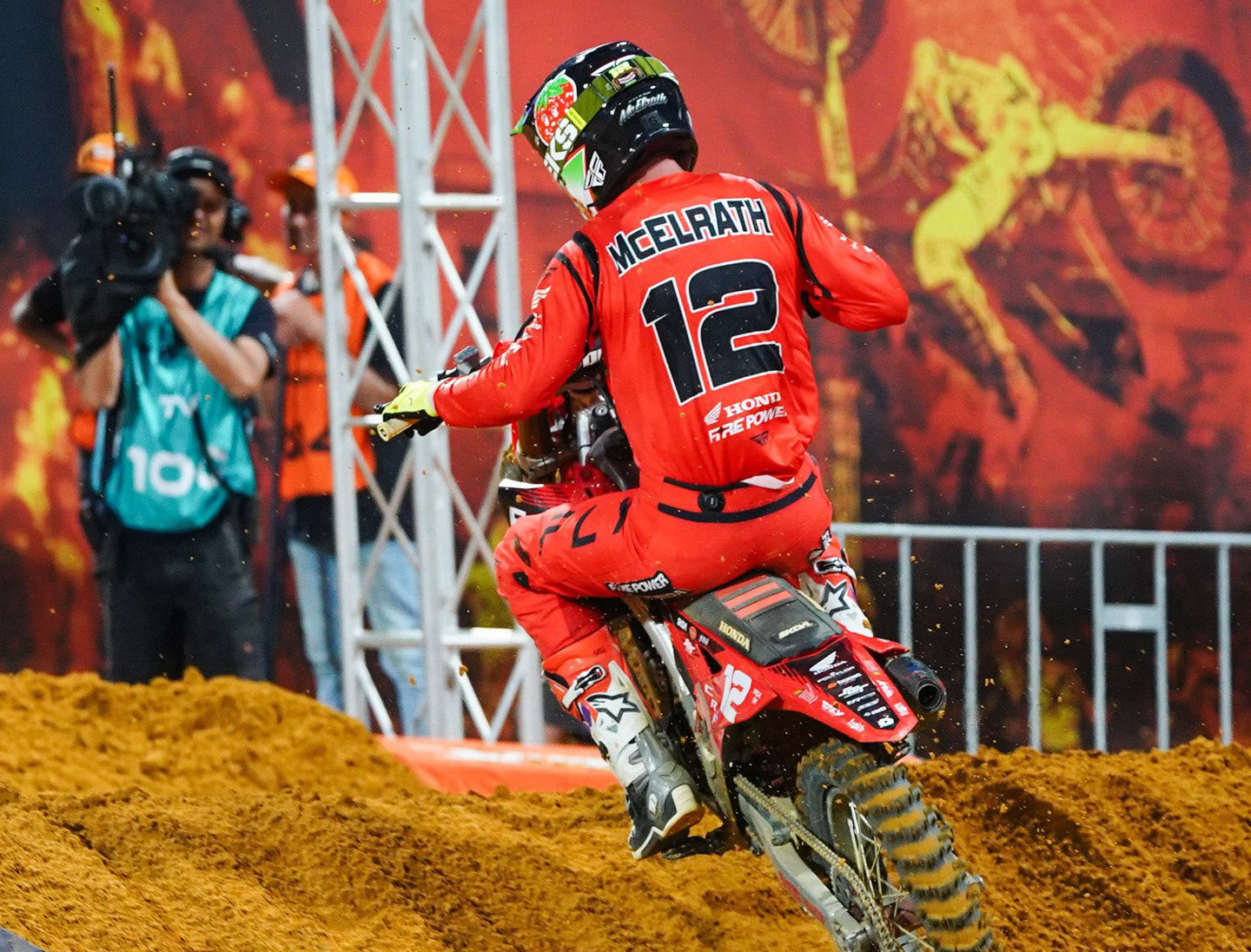 HIGH-FLYING SHANE MCELRATH UNTOUCHABLE IN SX2 DOUBLEHEADER IN AUSTRALIA