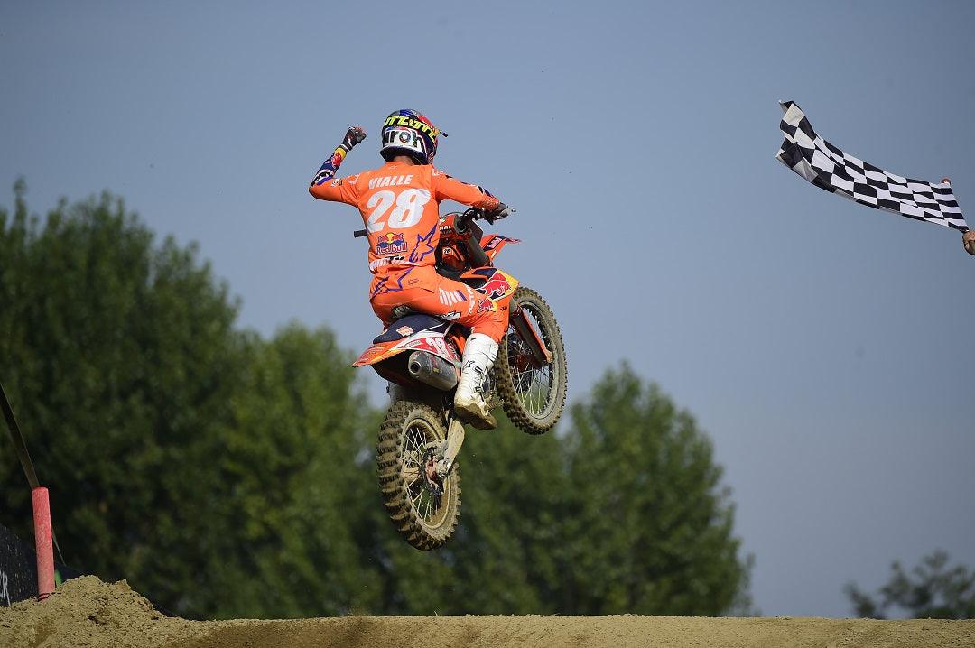 TOM VIALLE IN HUNT FOR MX2 GLORY AT MANTOVA, ITALY