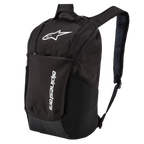 Alpinestars Defcon V2 ryggsäck, svart, liten vardagsryggsäck med vit tryckt logotyp och vertikalt tryck, sidofickor i mesh och axelremmar i airmesh, hållbar design i 600D polyester