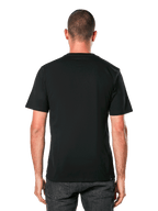 Alpinestars Ride 4.0 CSF T-shirt, baksida, svart kortärmad t-shirt, casual motorsportinspirerade sportkläder, bärs av en man med mörka jeans