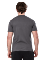 Alpinestars Prevail Csf Tee, kortärmad t-shirt, charcoal, baksida utan tryck, vardagliga motorsportinspirerade streetwear