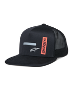 Alpinestars Alter Trucker Hat, svart truckerkeps med strukturerad krona och platt skärm, ventilerande meshbaksida, med en horisontell grå reflekterande rand, vit A-stjärnlogotyp och en vertikal orange astars-grafik, casual motorsport-inspirerad streetwear