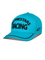 Alpinestars Luminary keps, snapback med böjd skärm, Aqua Blue, med svart 3D-broderad 'ALPINESTARS RACING'-text, platt broderad sidologotyp och svart soutache-kant på skärmen, vardaglig motorsportinspirerad huvudbonad.