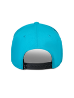 Alpinestars Luminary keps, Aqua Blue, baksida som visar justerbart svart snapback-spänne, liten svart logotypetikett, 100 % bomullstwill, casual sportkeps