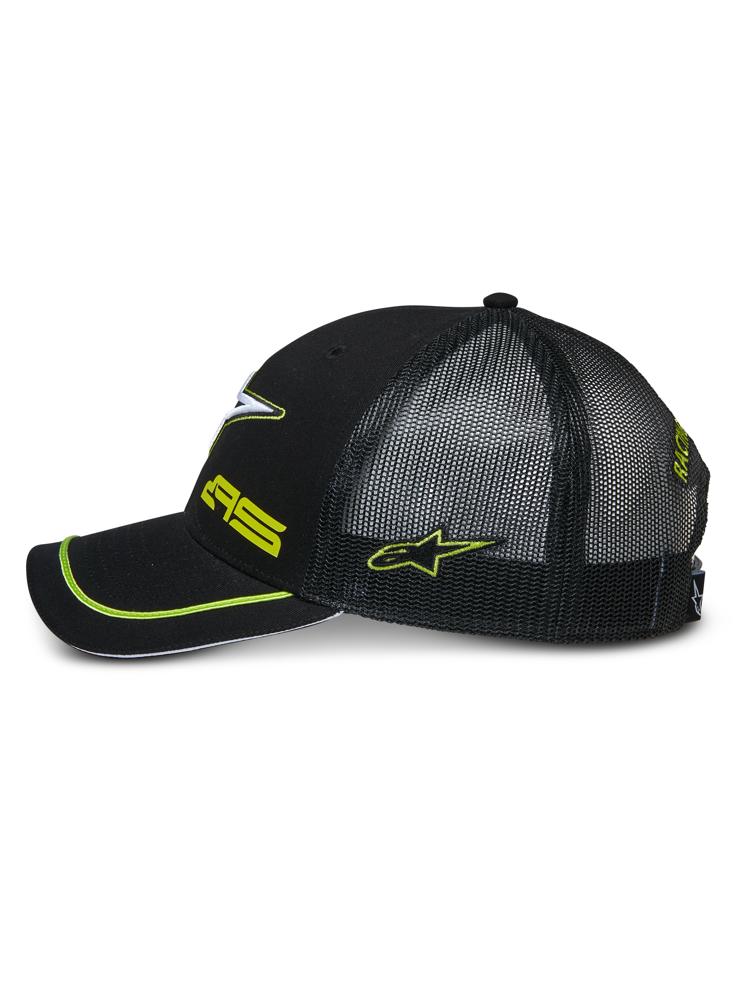 Alpinestars Exceed Trucker Hat, sidoprofil av en svart snapback-keps, med svart mesh-baksida, böjd skärm med neongröna detaljer, neongröna broderade logotyper, avslappnad huvudbonad för motorsport