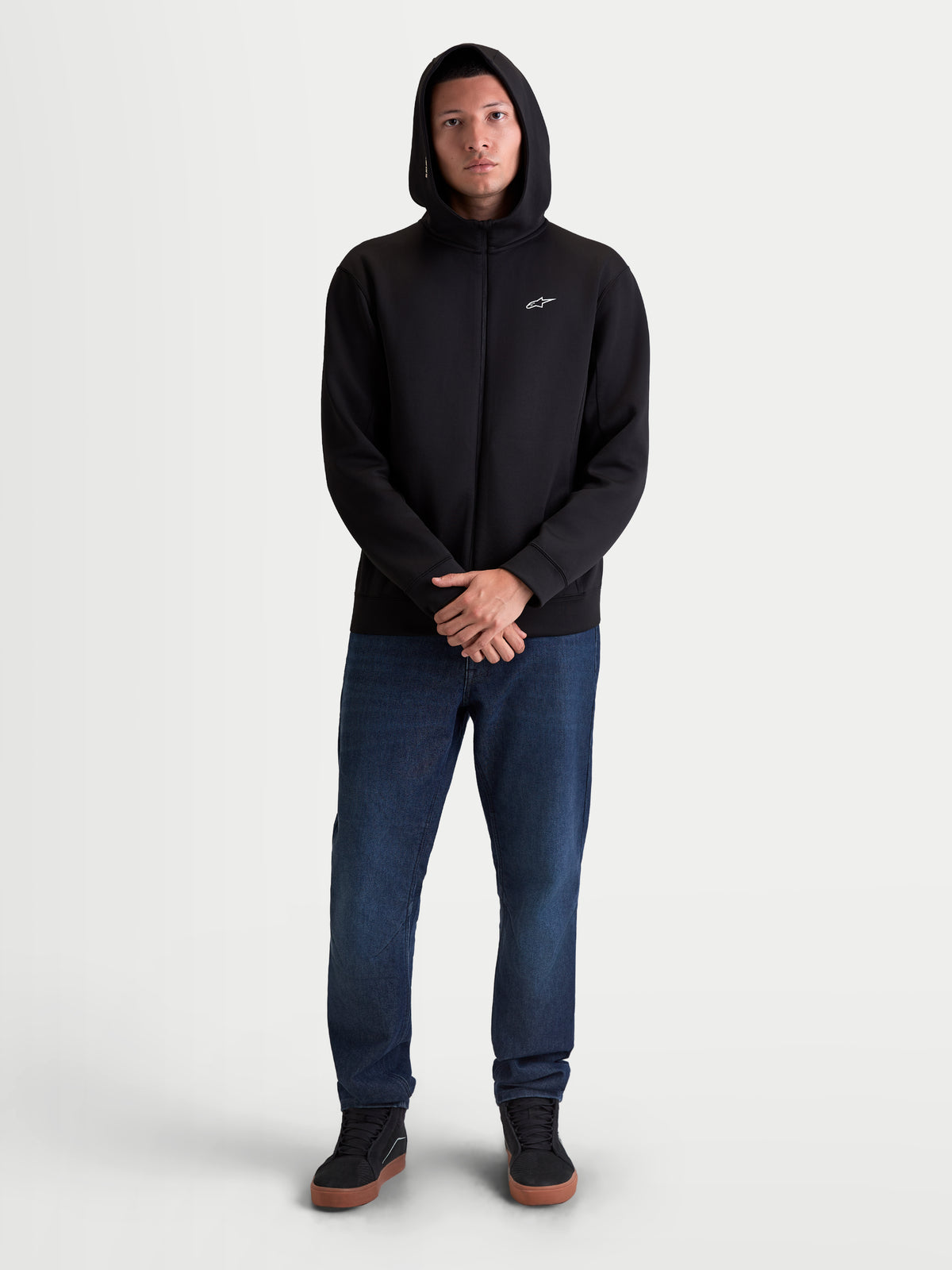 Alpinestars Cypher huvtröja, svart huvtröja med dragkedja för män i tri-blend dubbelsidig fleece, utrustad med en hög meshfodrad huva och en liten vit Astars-logotyp på bröstet, sportkläder för vardagsbruk.