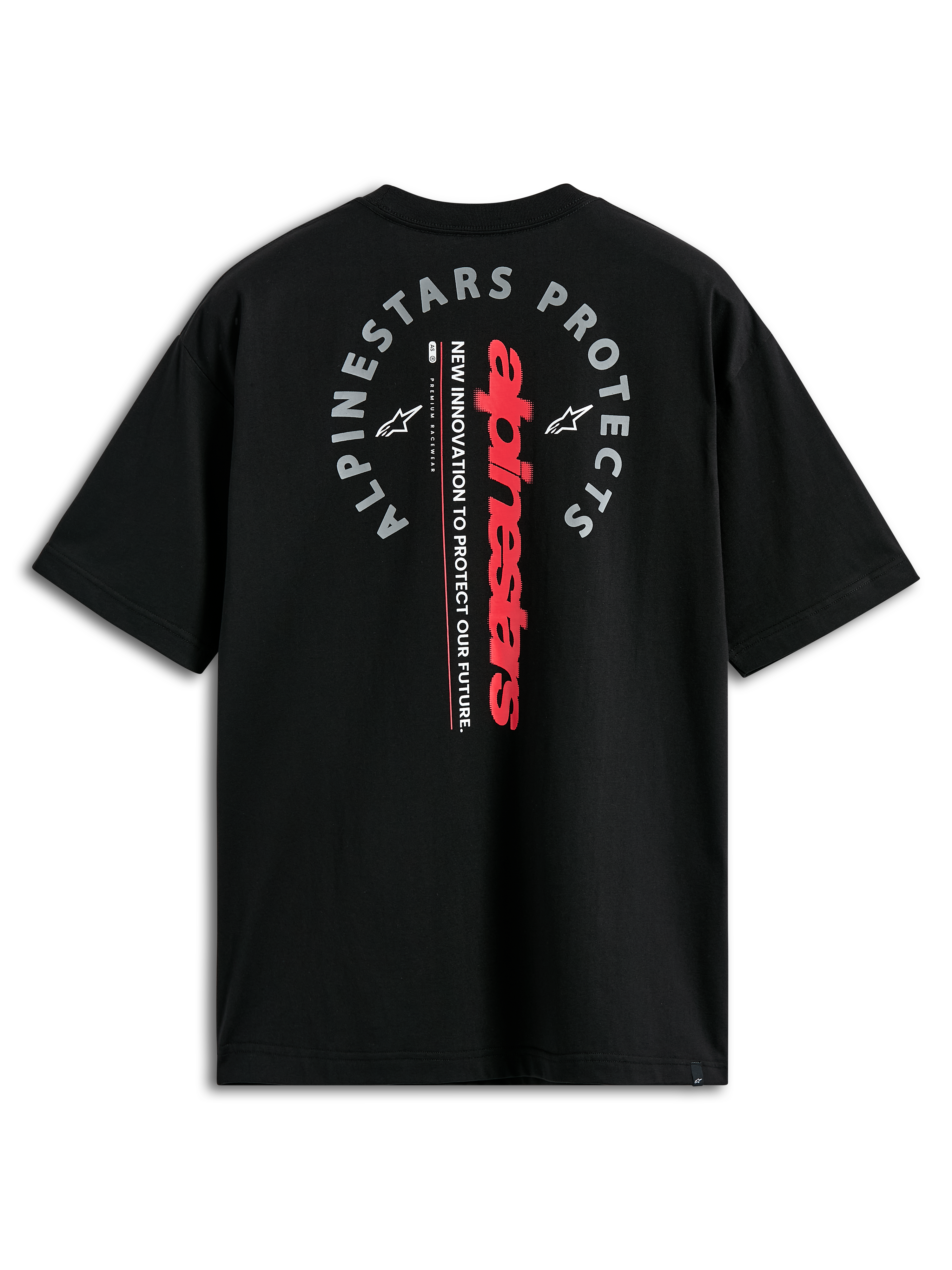 Alpinestars Overhang Oversized CSF Tee, kortärmad t-shirt, svart, vy bakifrån med rött vertikalt ordmärke och grå ”Alpinestars Protects”-grafik, casual motorsport-streetwear