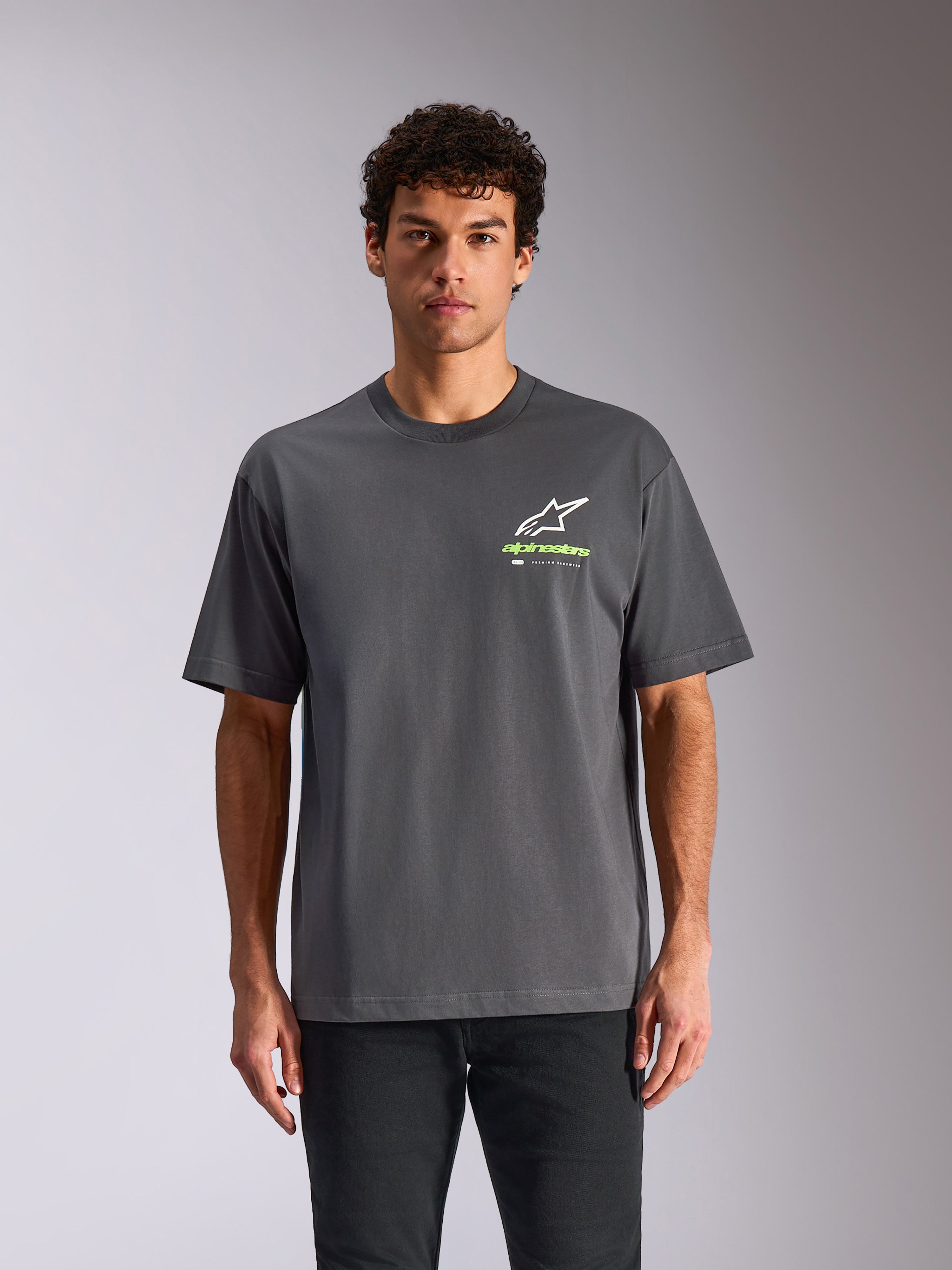 Overhang Oversized CSF T-shirt - Kortärmad