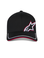 Alpinestars Corp Shift Relay Hat, svart baseballkeps, böjd skärm med vit kant och röd sandwich, 3D-broderad Astars-logotyp framtill i vitt och rött, casual motorsport-inspirerad design