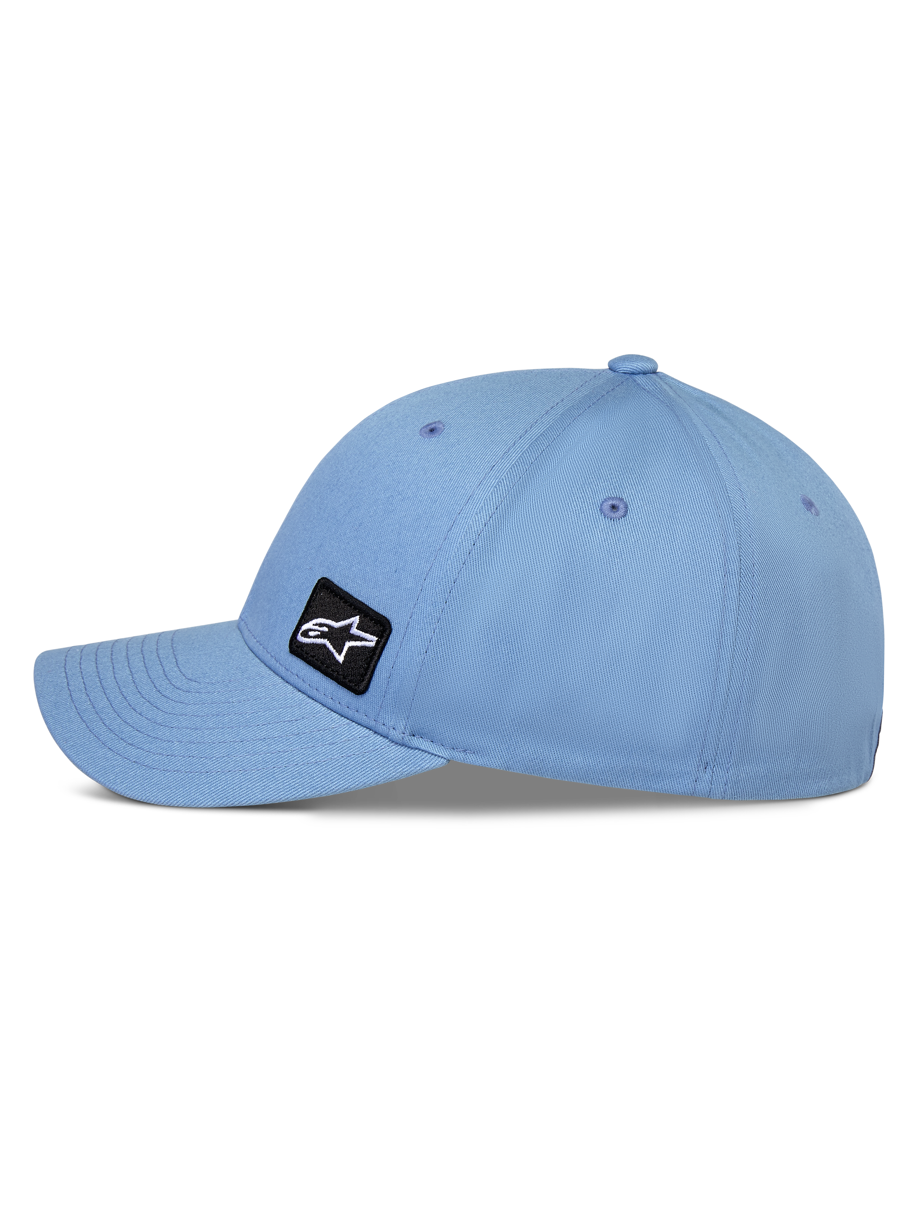 Alpinestars Pivot Hat, blå baseballkeps med böjd skärm, sidovy som visar strukturerad krona och twilltyg, litet svart broderat märke med Astars-logotyp, avslappnade motorsport-inspirerade sportkläder
