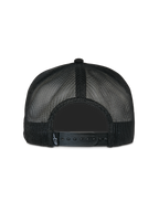 Alpinestars Contender Trucker keps, svart, vy bakifrån med polymesh-tyg och justerbar snapback-stängning, liten vit Astars-logotypetikett, vardaglig motorsportinspirerad huvudbonad