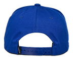 Alpinestars Los Angeles keps, bakifrån, blå bomullstwill, justerbart blått snapback-spänne, liten svart etikett med vit Ageless-logotyp, vardaglig sportswear-huvudbonad