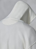 Alpinestars Essentials Ageless Zip Hoodie, Off White, närbild bakifrån på huvan och axlarna, mjukt kompakt fleecetyg, minimalistisk design för vardagsbruk