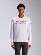 Alpinestars Bettern Crew, sweatshirt med rund hals, vit, svart Alpinestars-logotyp med grå horisontella ränder och röd 'RACING AHEAD'-text, vardaglig motorsport-streetwear