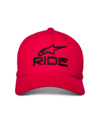 Alpinestars Ride Sonic Hat, röd baseballkeps, svart 3D-broderad RIDE- och stjärnlogotyp, böjd skärm med strukturerad krona, vardaglig motorsport-huvudbonad