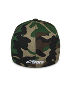 Alpinestars Ageless Multi keps, grön kamouflagemönstrad baseballkeps, sedd bakifrån med en liten vit broderad Astars-logotyp, med en strukturerad krona och flex-bak-design