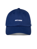 Alpinestars Deduce Strapback keps, sportkeps, blå, vitt ASTARS-ordmärke broderat framtill, böjd skärm, ostrukturerad låg krona, casual motorsport-inspirerad huvudbonad