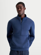 Alpinestars Apera Half-Zip sweatshirt, stålblå herrtröja i tri-blend fleece med halvdragkedja och känguruficka, tonala Alpinestars-logotyper för en förfinad sportig look