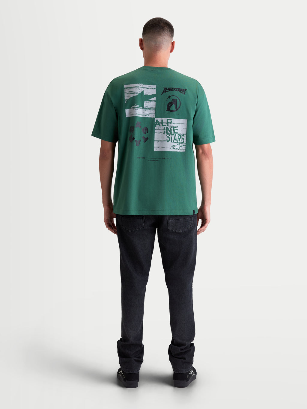 Alpinestars Checkback Oversized CSF t-shirt, grön kortärmad t-shirt, vy bakifrån som visar djärv rutgrafik och Astars-logotyp, avslappnad passform, bomull-polyesterblandning
