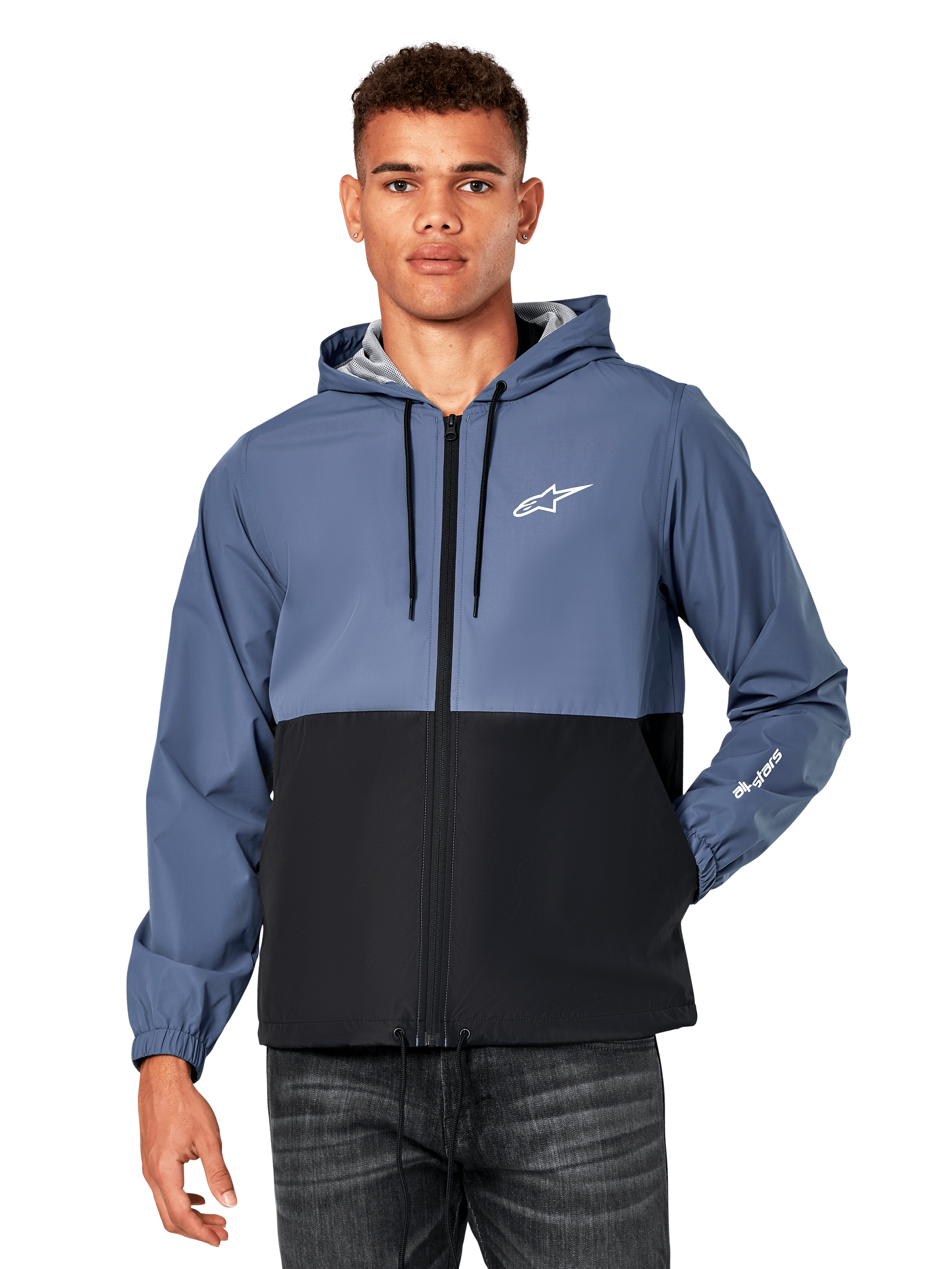 Alpinestars Speeder Windbreaker Jacket, avslappnad vindjacka med huva, blockfärgad design i skifferblått och svart, vit Astar-logotyp på bröstet och logotyp på ärmen, dragkedja fram, huva med dragsnöre, lätt meshfoder