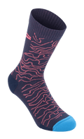 Alpinestars Drop Socks 15, mörkblå med korallfärgat vågmönster och ljusblå tå, ribbad textur upptill, midhöga cykelstrumpor