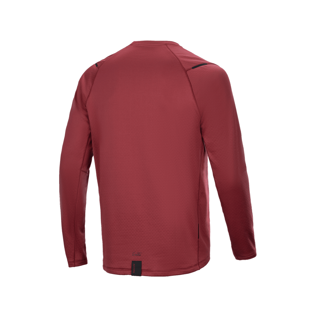 Alpinestars A-Dura Thermal Jersey, långärmad cykeltröja, vinröd, baksida som visar förlängt ryggparti för täckning, texturerat isolerande termotyg, minimalistisk logotyp vid fållen